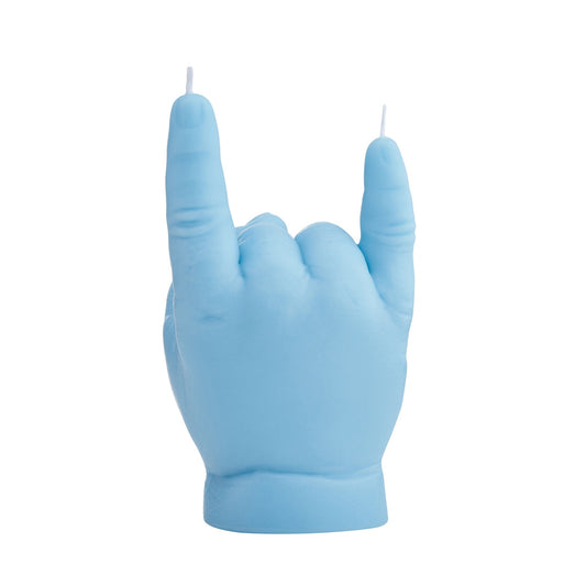 Babyhand kaars rock horns — levensechte hand in babyblauw, roze en mint, origineel statement piece.