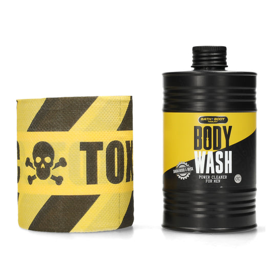 Bodywash man met ToxicT oiletpapier - zwart en geel - vriend die vaak naar toilet gaat - vooraanzicht
