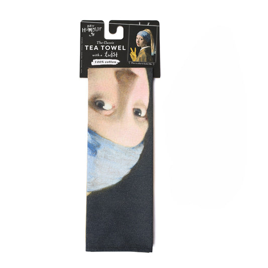 Theedoek Meisje met de gele handschoen — humoristische variant op een klassiek schilderij.