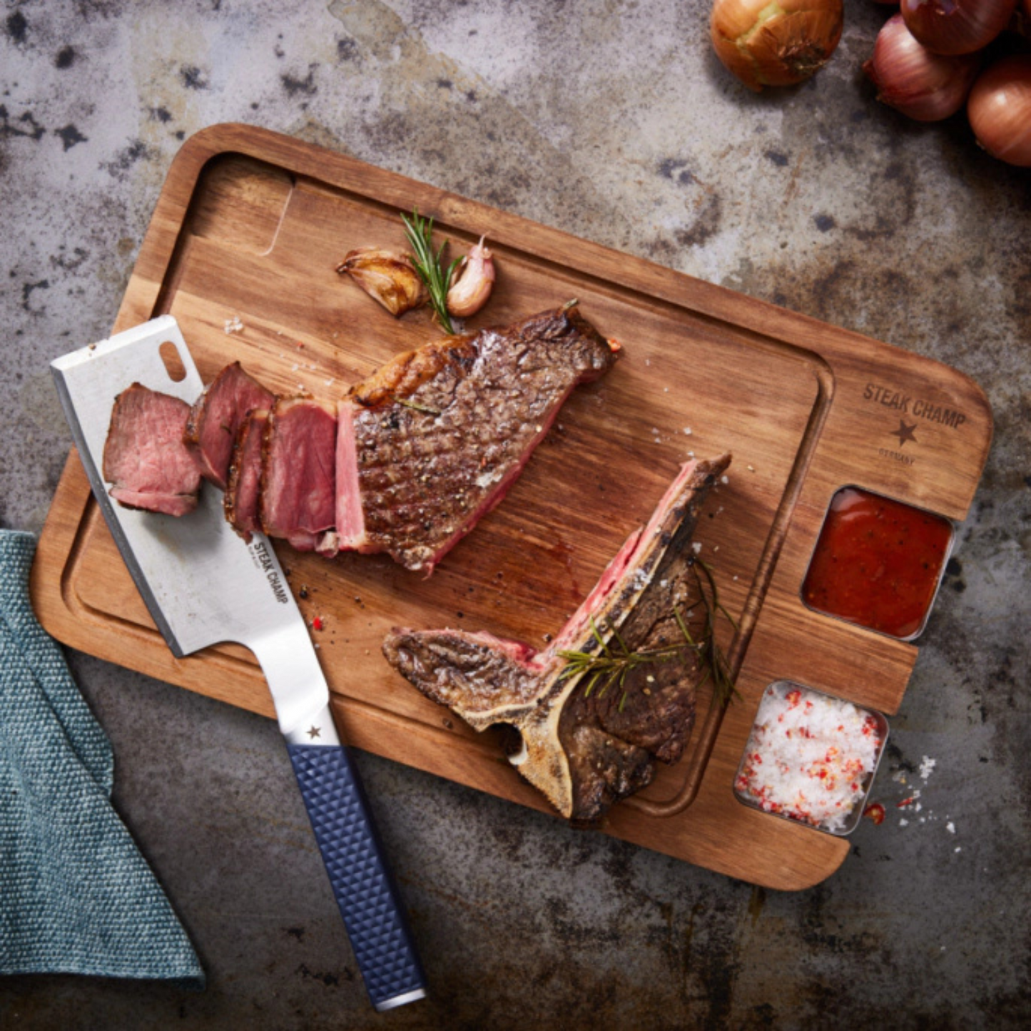 Steak Champ serveerplank — ideaal voor steak, burgers en BBQ gerechten.