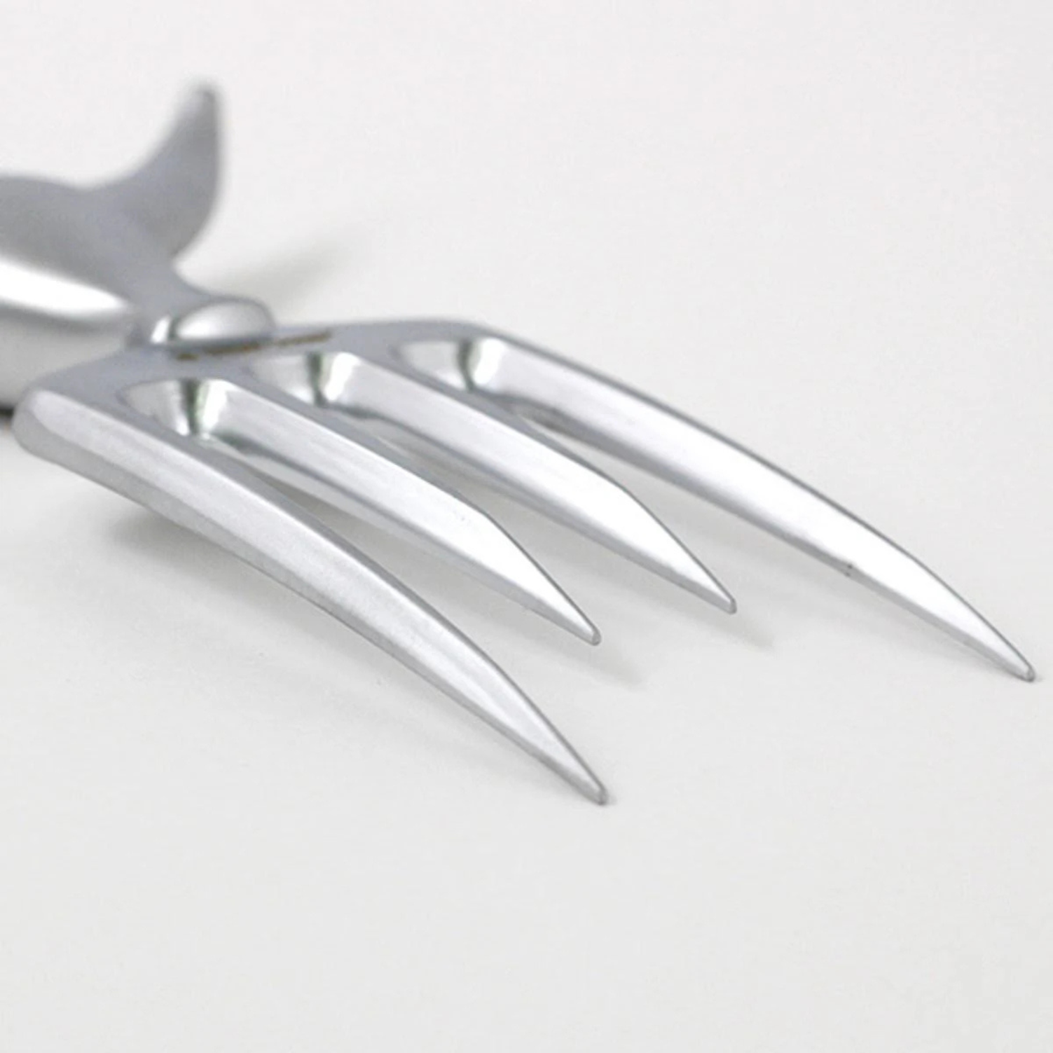 Bull Fork verchroomd zink — ergonomische vleesvork met hoornen greep.