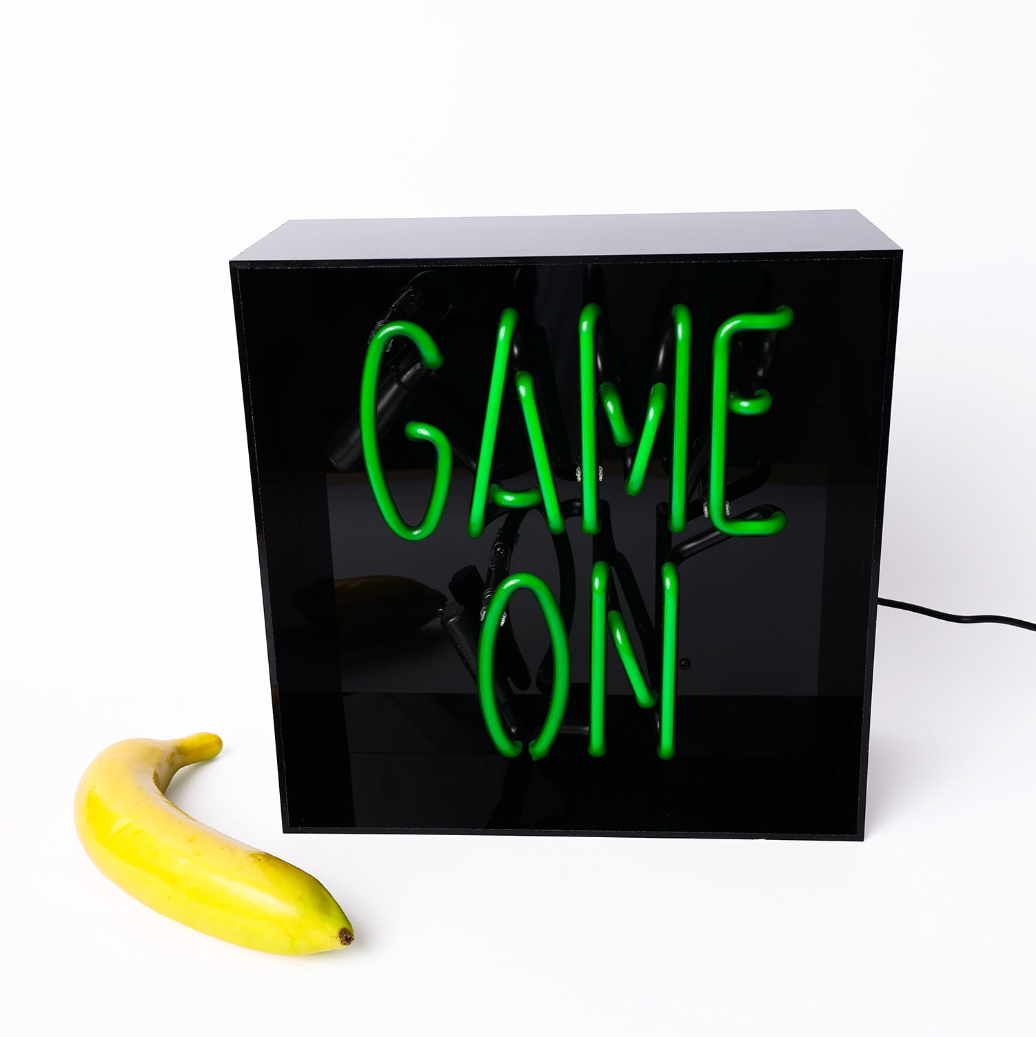 Acrylic Box Neon verlichting Game On — unieke cadeau tip voor gamers.