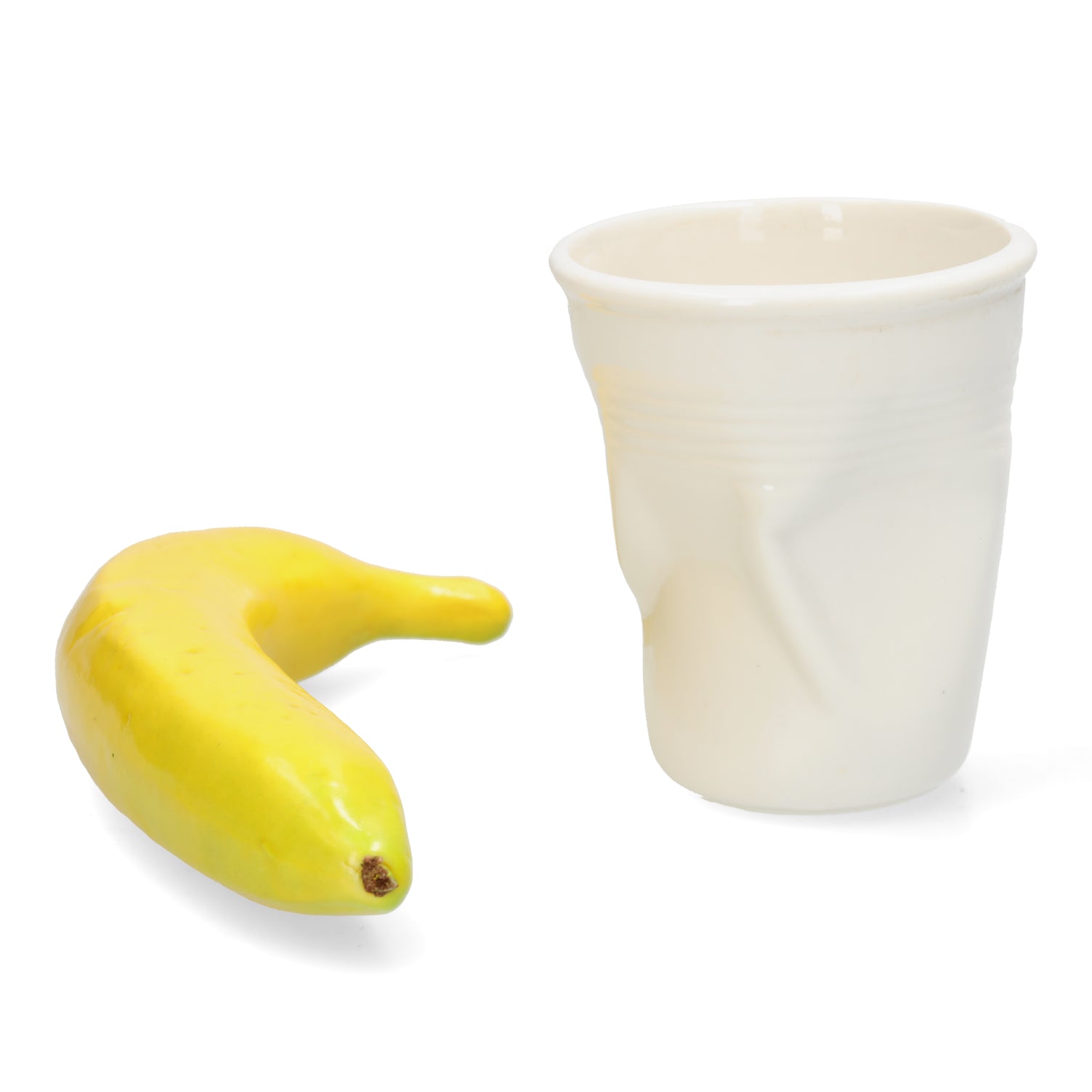Grappige keramischebeker - verkreukeld plastic ontwerp  -duurzaam keramiek, vaatwasbestendig en ideaal als team of Secret Santa cadeau.