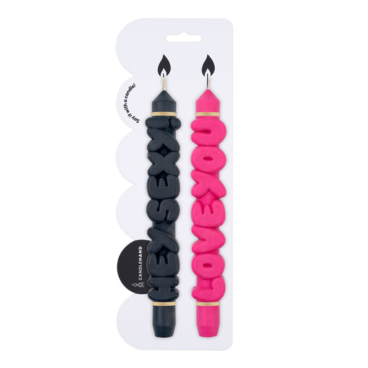 Set kaarsen Hey Sexy en Love You — romantisch en grappig, perfect voor feestelijke momenten.