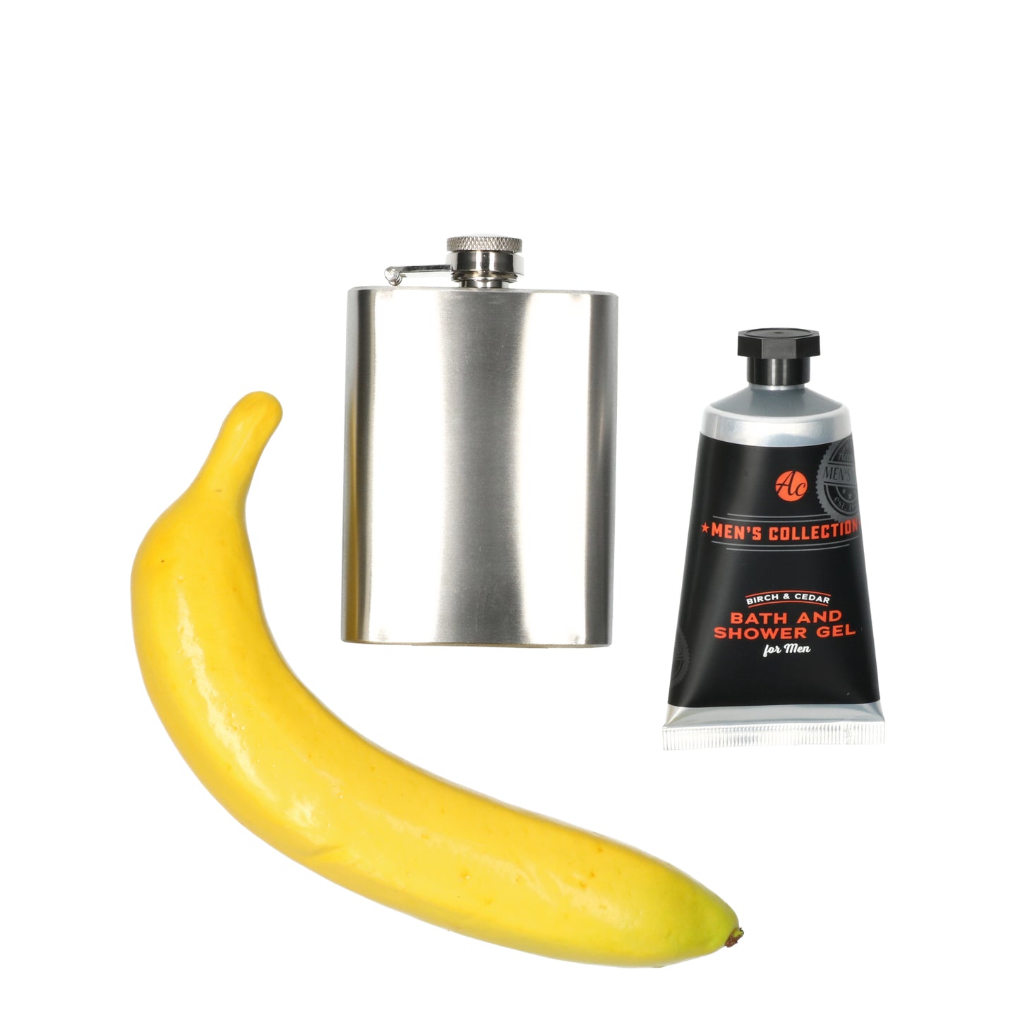 Stoere gift set met flask en douchegel - reisvriendelijke verzorging en bosachtige geur - origineel cadeau voor vrienden.